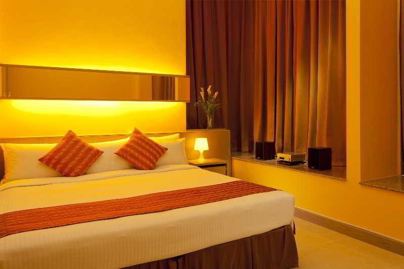 Rambler Oasis 3* Hong Kong